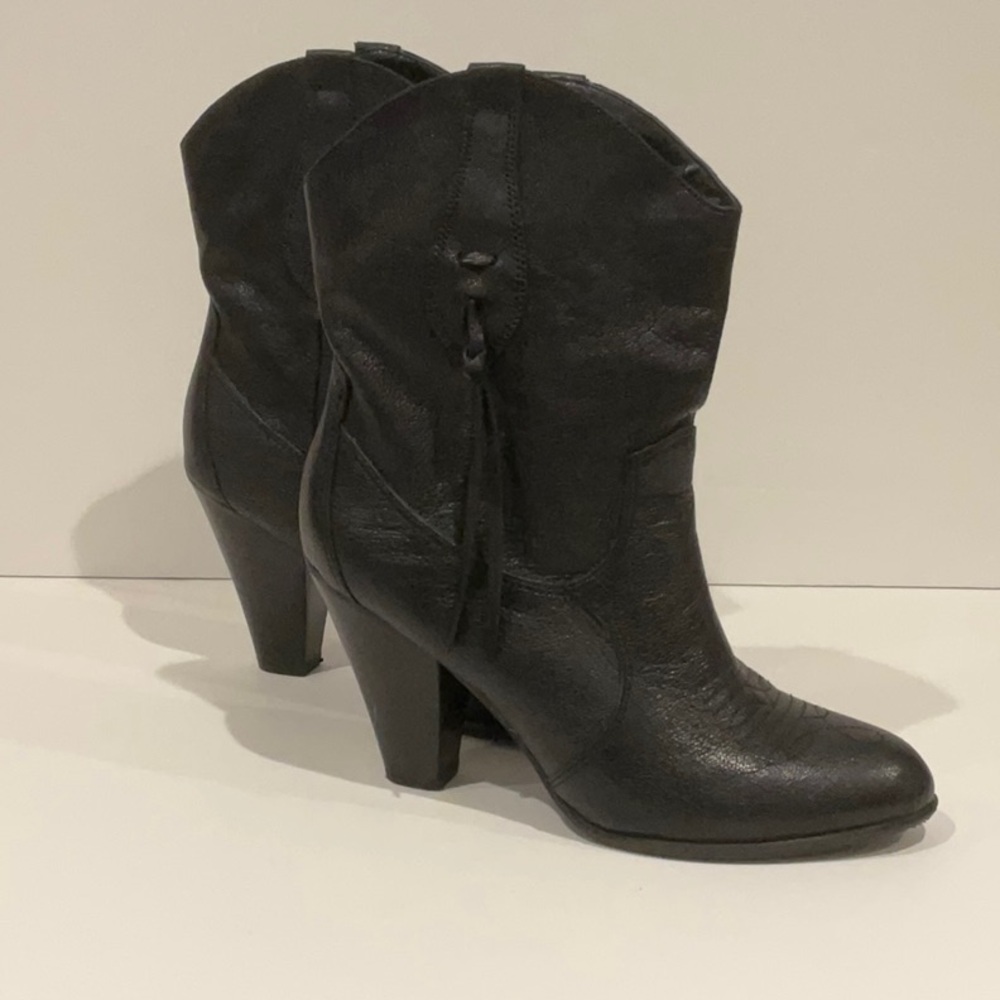 DV by Dolce Vita Pokie black western boots